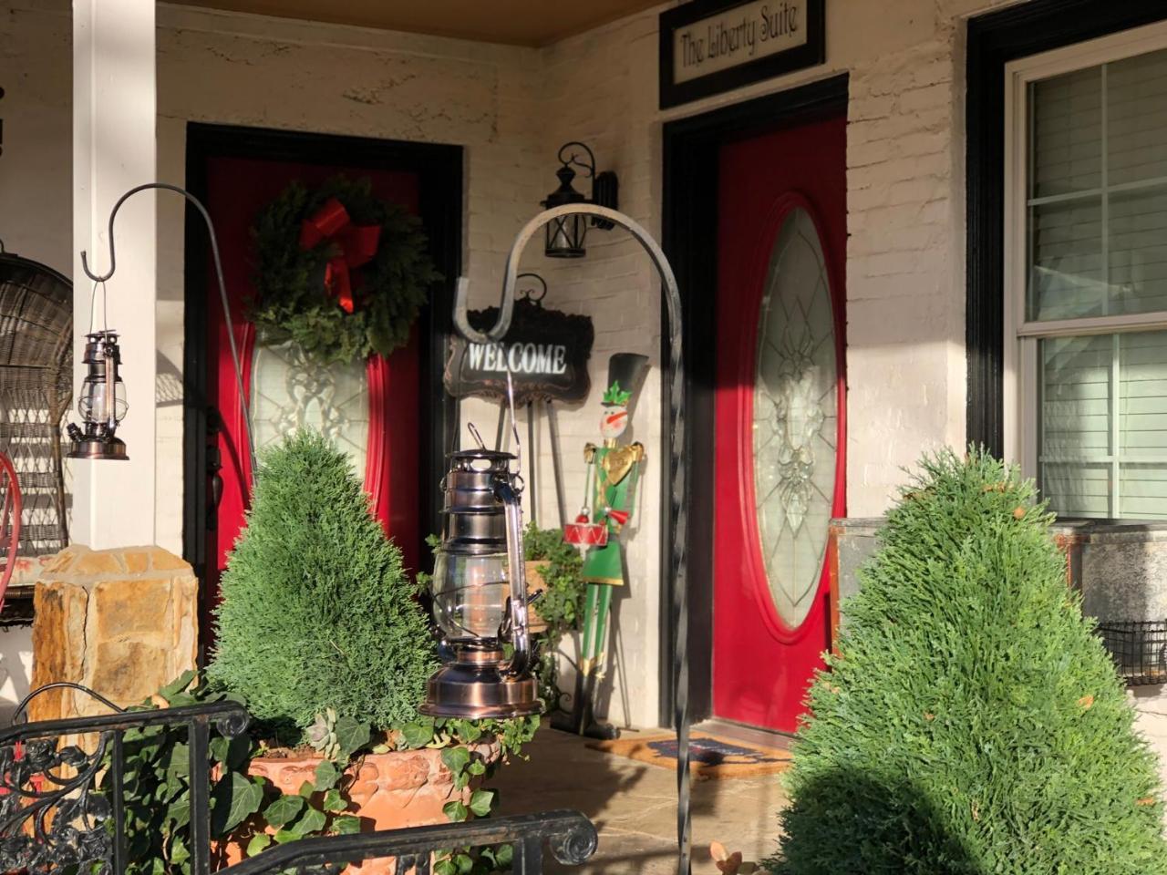 The Old Liberty Schoolhouse Bed & Breakfast Azle Bagian luar foto