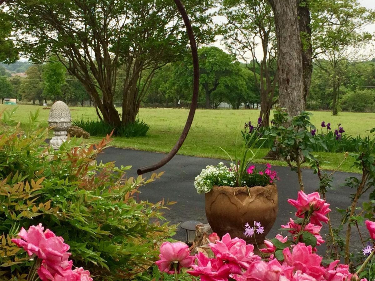 The Old Liberty Schoolhouse Bed & Breakfast Azle Bagian luar foto