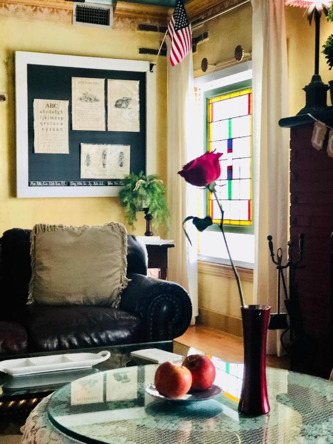 The Old Liberty Schoolhouse Bed & Breakfast Azle Bagian luar foto